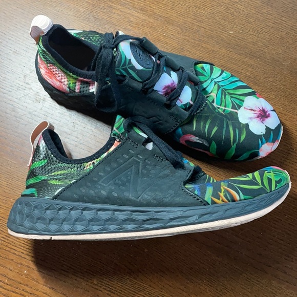 New balance fresh foam running shoes size 9.5 - Picture 1 of 6